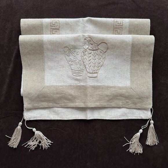 Table Runner, Handmade, Embroidered Linen, 16.5" x 41.5" - Picture 1 of 7